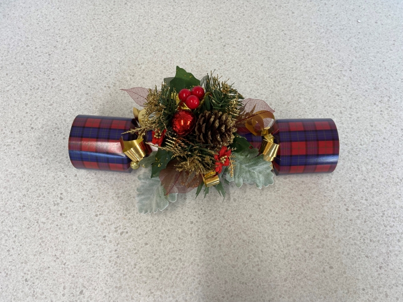 Christmas Cracker with Artificial Silk Flowers