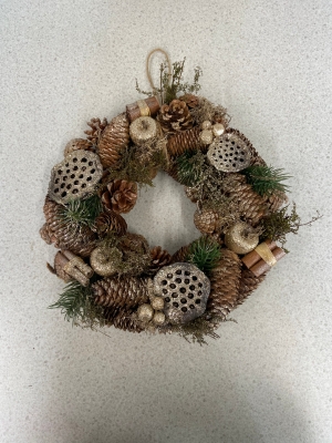 Dried Gold Sparkle Door Wreath